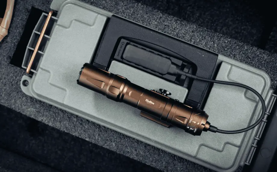 Olight Odin Professionelle Taktische Lampe